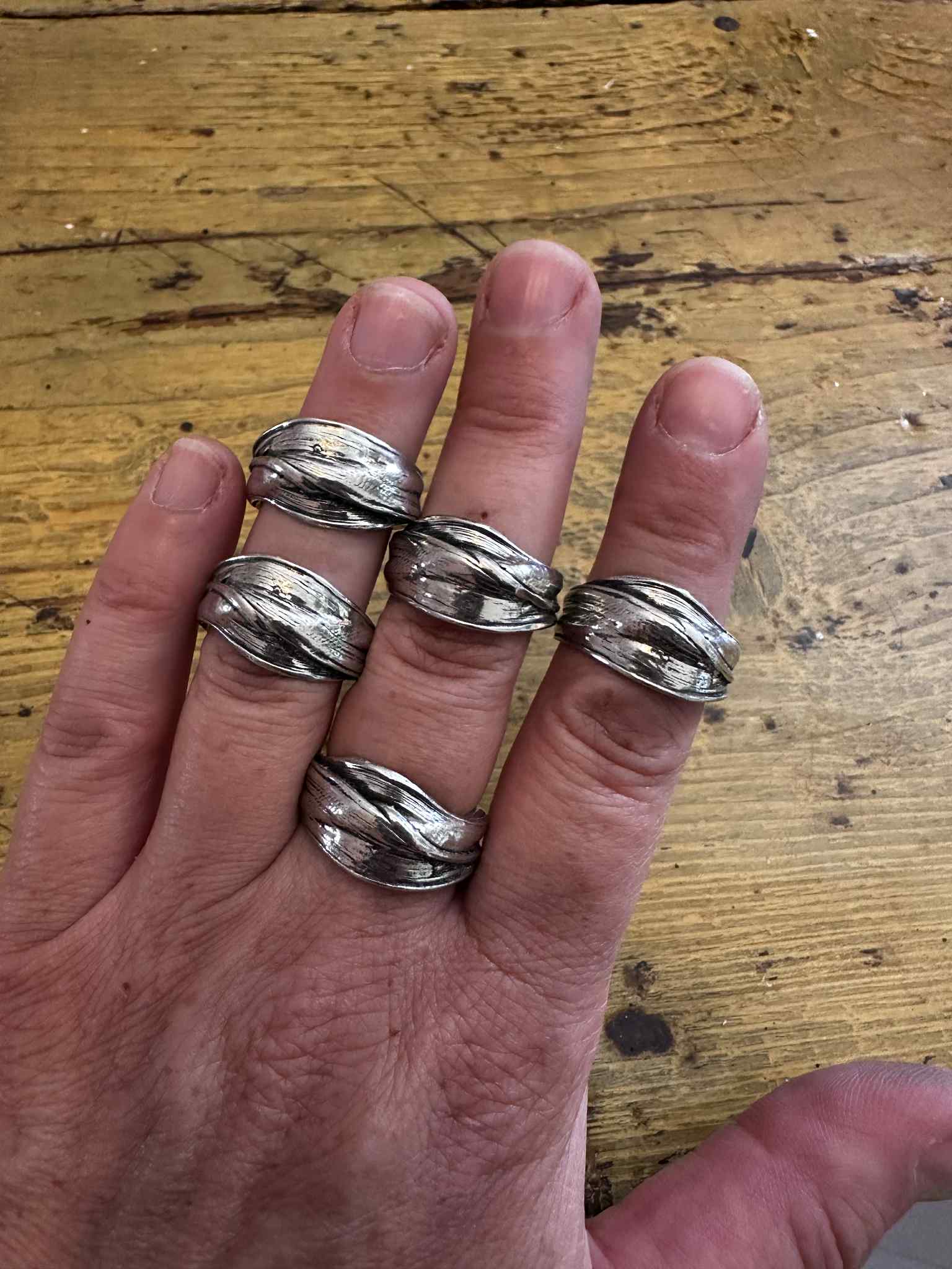 Bague en étain Noeud-1