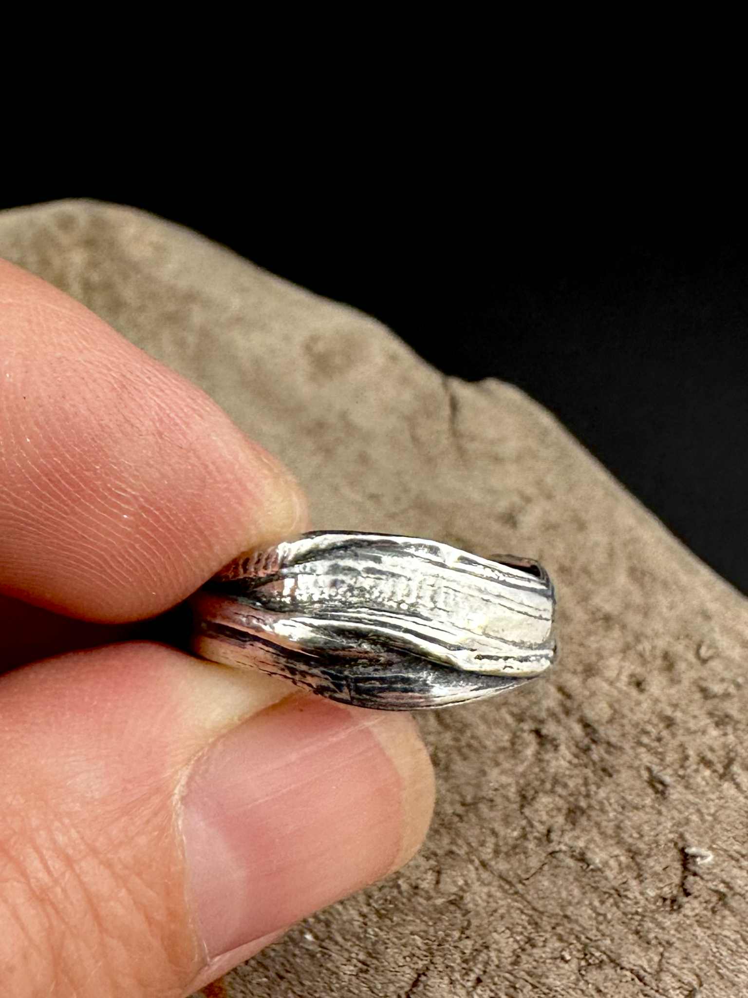 Bague en étain Noeud-2